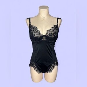 Black Lace Accented Bodysuit Woman’s L